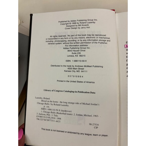 Blood On The Horns: The Long Strange Ride Of Michael Jordans Chicago Bulls - Picture 3 of 12